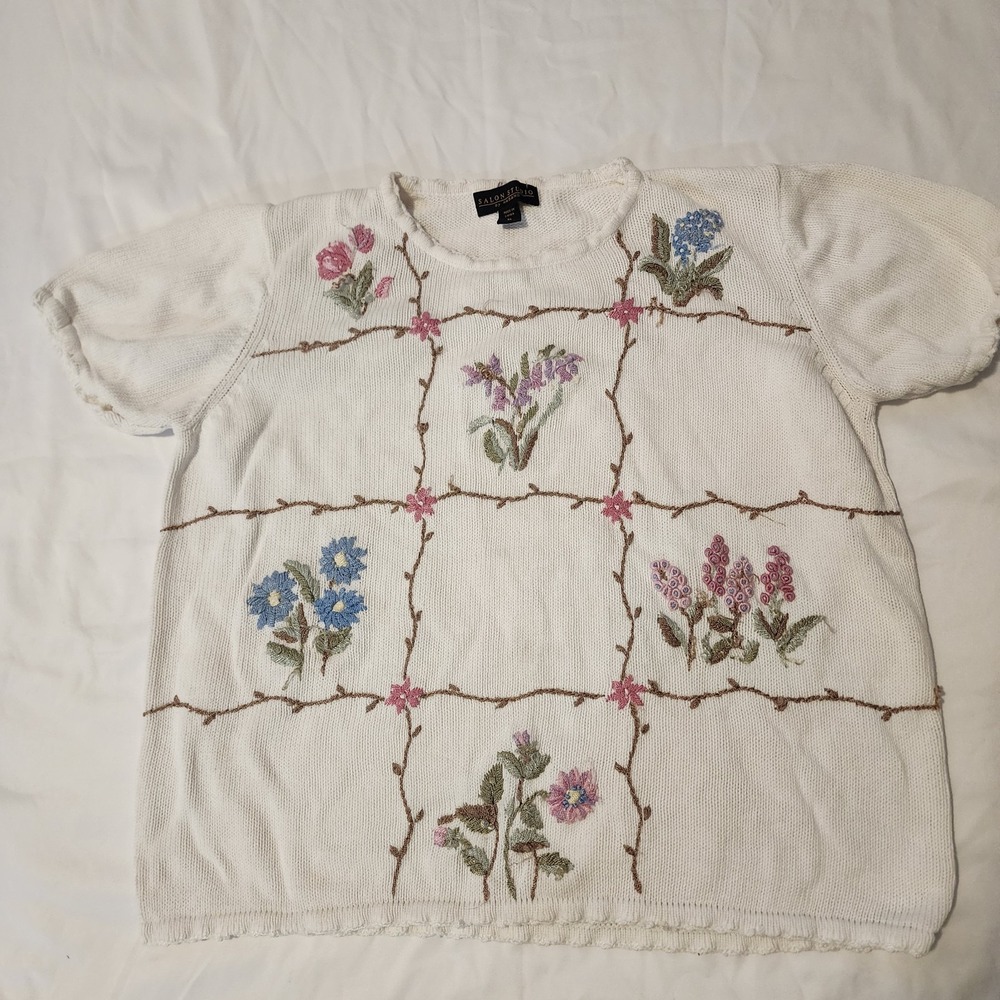 Gma Core Salon Studio Embroidered White Short Sleeve Women's Xl Sweater